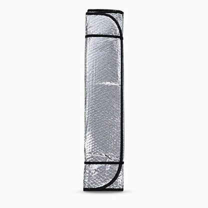 Pare-soleil voiture intérieur de 130 x 60 cm plié et prêt à ranger dans l'habitacle